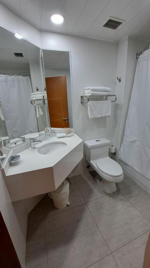 Hotel Diego De Almagro Кастро Екстериор снимка