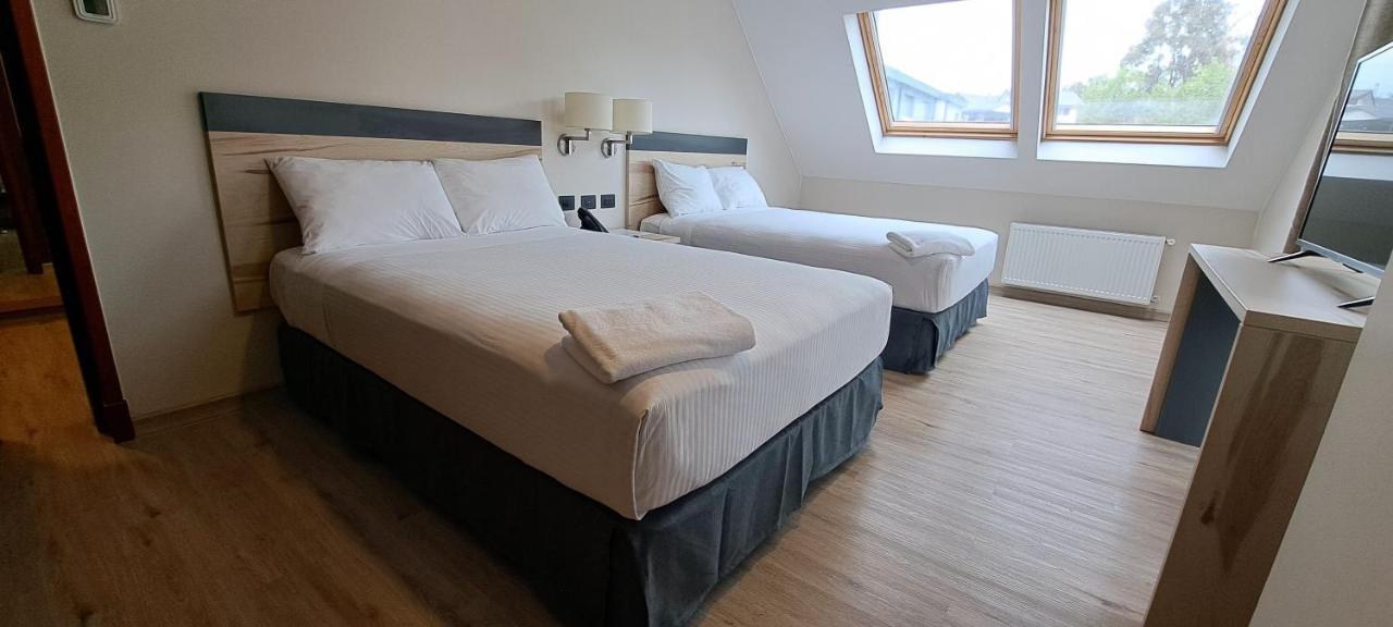 Hotel Diego De Almagro Кастро Екстериор снимка