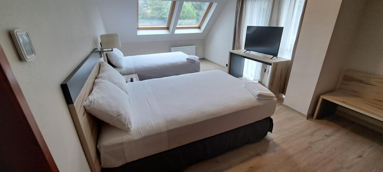Hotel Diego De Almagro Кастро Екстериор снимка